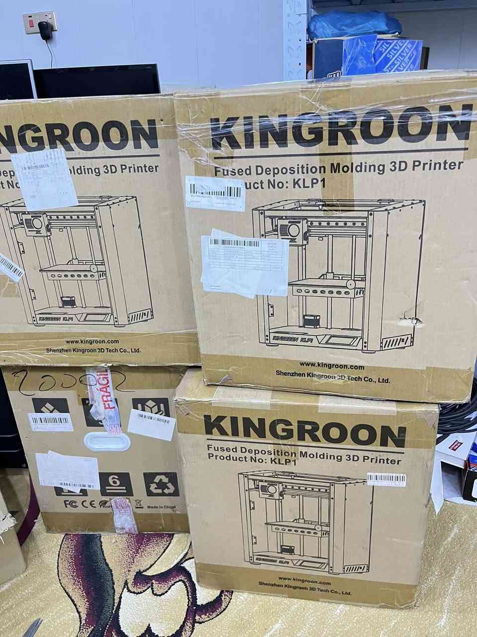 للبيع: طابعة Kingroon KLP1 ثلاثية الأبعاد (CoreXY) – بحالة الوكالة! 🚀
إذا كنت تبحث عن السرعة والدقة، فهذه الطابعة هي الخيار الأمثل. طابعة Kingroon KLP1 المعروفة بسرعتها الهائلة ونظامها المتطور، متوفرة الآن بحالة ممتازة جداً (نظافة 99% - شبه جديدة).
أهم المواصفات:
✅ الكمية المتوفرة: 4 قطع فقط!
✅ سرعة طباعة فائقة: تصل إلى 500mm/s بفضل نظام CoreXY.
✅ نظام التشغيل: تعمل بنظام Klipper المتطور لضمان أدق التفاصيل.
✅ الحالة: فحص كامل، نظيفة جداً "شبه لقطة"، وجاهزة للعمل مباشرة.
✅ الكهرباء: تعمل مباشرة على 220 فولت (مع إمكانية التحويل لـ 110 فولت).
✅ الهيكل: تصميم مغلق بالكامل يحافظ على درجة الحرارة لنتائج طباعة مثالية.
💰 السعر للقطعة الواحدة: 415,000 دينار عراقي (سعر مغري جداً مقارنة بالمواصفات والنظافة).


**إذا كنت صاحب هذا الإعلان وتريد حذفه لأي سبب، رجاءا أرسل رسالة إلى الدعم الفني**