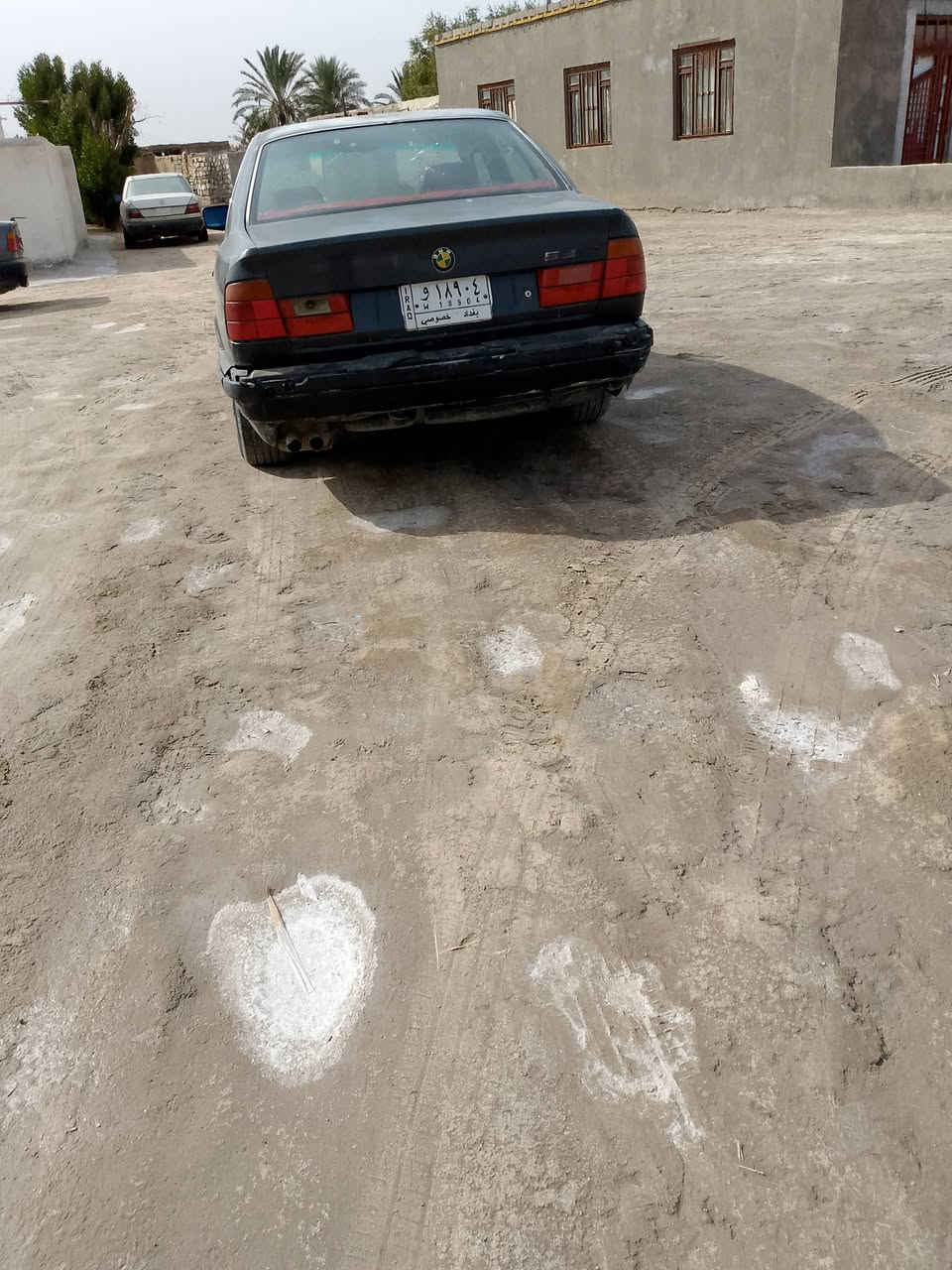 يا الله. سلام عليكم. بيئم. موديل 89
رقم. بغداد. مشروع وطني. سنويه ل2028
سياره. بلاد. مكينه وگير.  حجم 535
سياره بلاد. لاصبغ. ولامعجون. ولا گلبه ولا حادث. ولا عيب شرعي 
حداده. جاهزة.  تخم. تاير. جديد. 
كهربائيات. كله شغاله. رونات سرعه حماوة بانزين. كله شغاله 
راعيه يمي بشطره. 
السعر. ٣٣ وبيه مجال كلش بصيط حق الجيه 
العنوان ذي قار. الغراف. ***********
