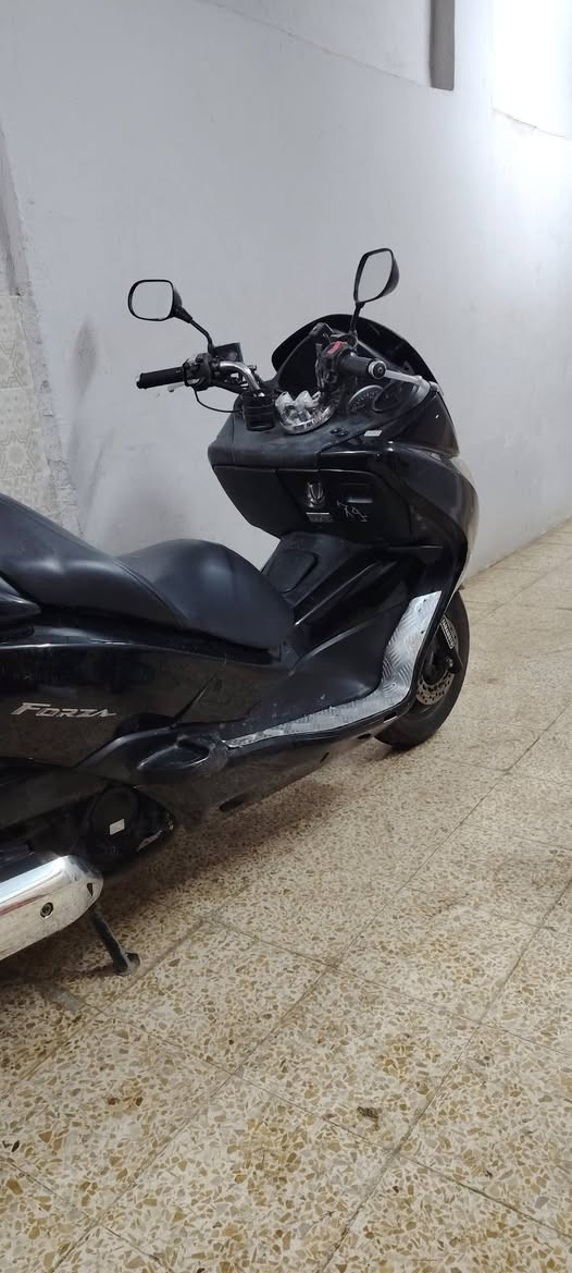 للبيع صفر عشرة رقم كركوك
شرط التحويل  محرك لوك ماشيه 71  السعر 25ورقه 

***********

***********.      موصل دواسة
