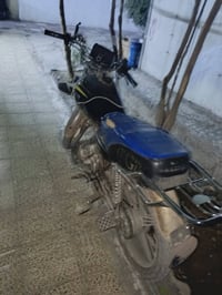 ايراني سيفان 5 كير للبيع كفالة سرقة وكهربائيات محرك شغال لا تبخير ولا ...