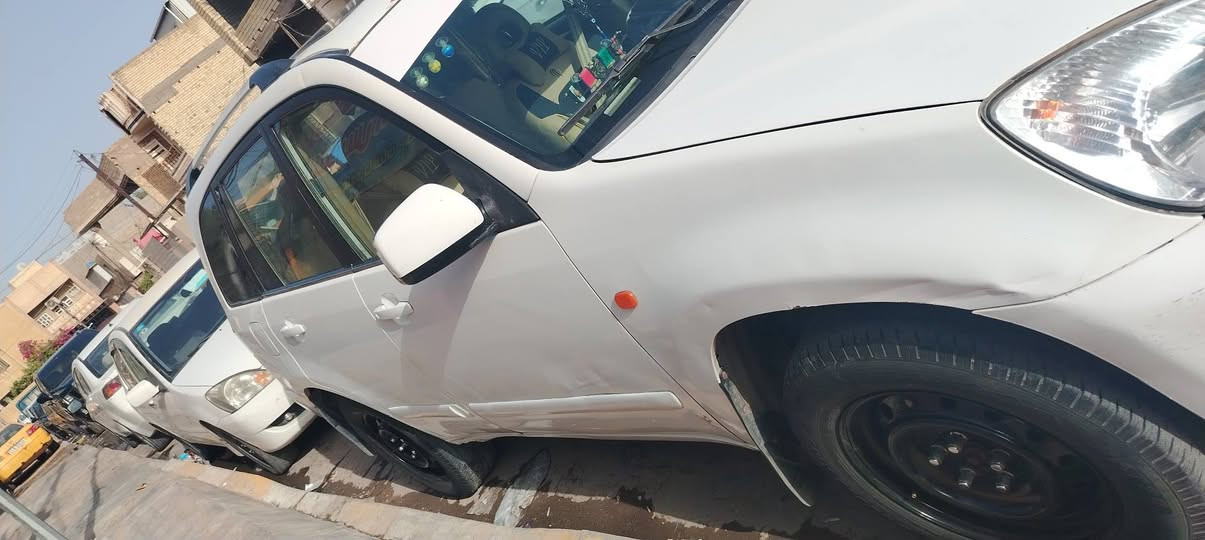 السلام عليكم تيكو ٢٠١١ كير مكينه كامري جاهزه باسمي هزه رقم جديد بيه صبغ ومعجون بلباب مال سايق بدون دواخل بيه نواقص بسيطه جدا 
كير مكينه صدر تبريد جيد شاشه
كهربائيات يشتغلن كلهن
مراوس بسياره زغيرة خصوصي بدون فرق
بغداد الشعب *********** سعر ٤٣ بغداد, العراق
