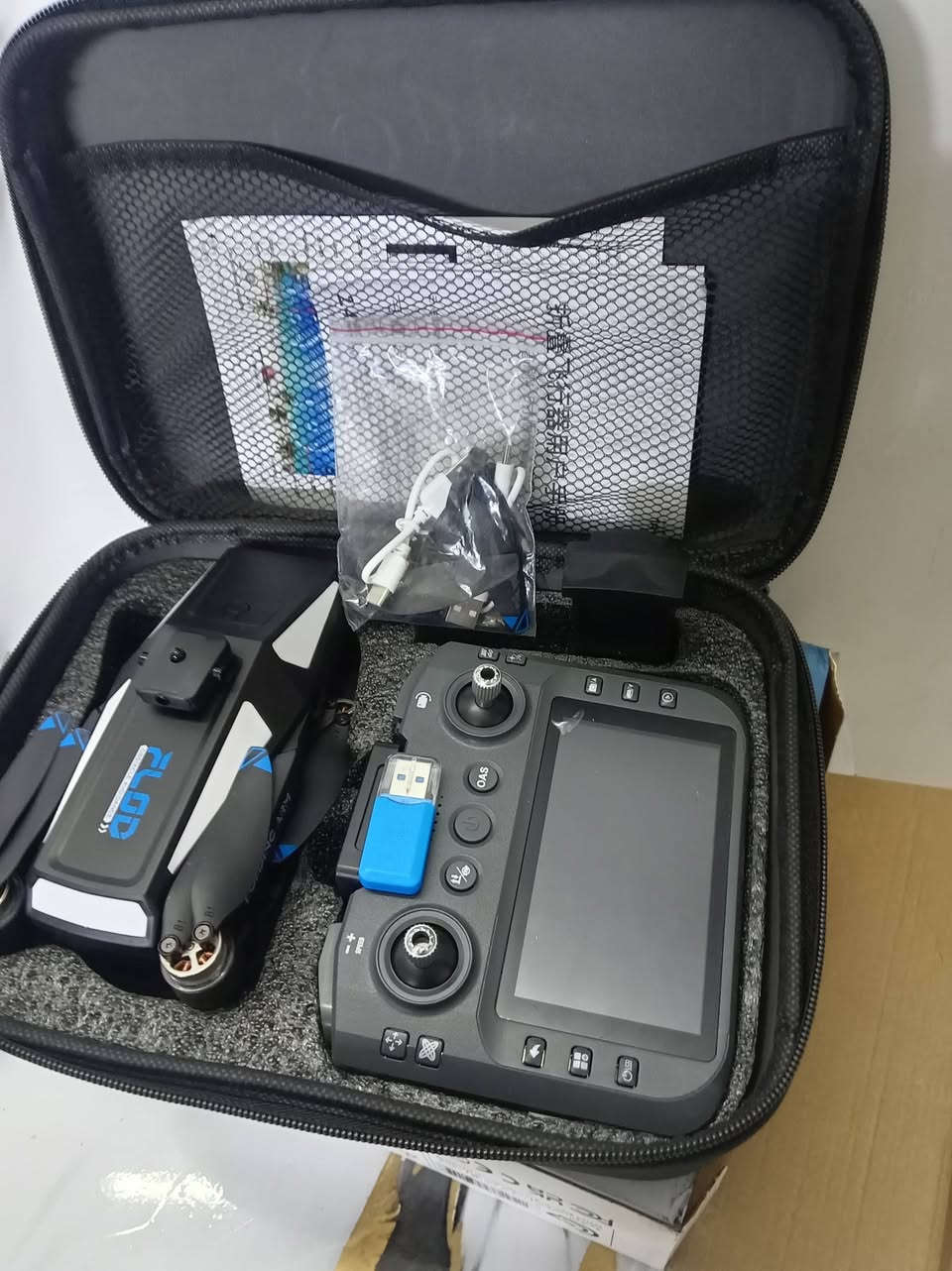 من رخصة الادمن درون بهاي الموصفات مفولة دبل بطارية سعرة ١٢٥ بل سوك ٧٥الف ابيع *********** وتساب ممتوجد بل فيس
