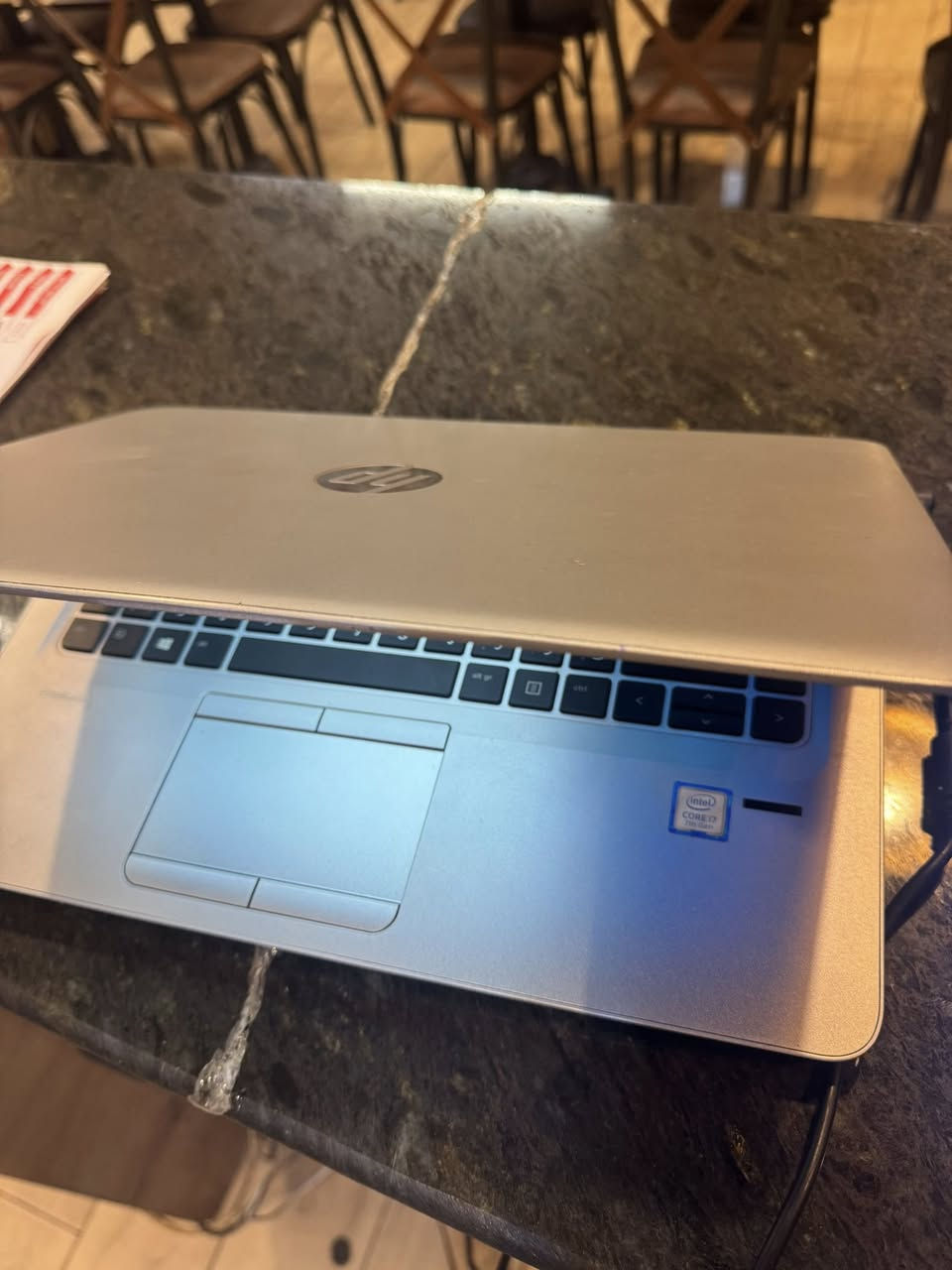 hp
Elite book
مواصفات كدامك 
نقص بيها فقط بطارية 
٣٥٠ وبيها مجال عنواني بغداد البنوك


**إذا كنت صاحب هذا الإعلان وتريد حذفه لأي سبب، رجاءا أرسل رسالة إلى الدعم الفني**