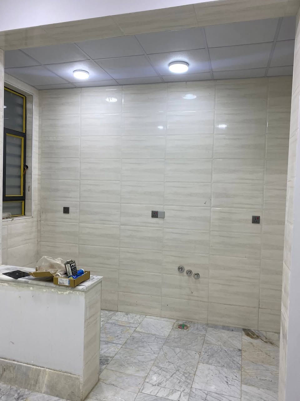 دار للبيع طابو ملك صرف الموقع حي الماشطه الثانيه المساحه 104متر طابقين بناء حديث 2025 الطابق الارضي غرفه نوم هول صاله مطبخ ومجمع صحيات عدد2 الطابق الثاني غرفه نوم هول صاله مطبخ ومجمع صحيات عدد2 للاستفسار مكتب النبل للعقار والبناء والهندسه *********** واتساب *********** واتساب
