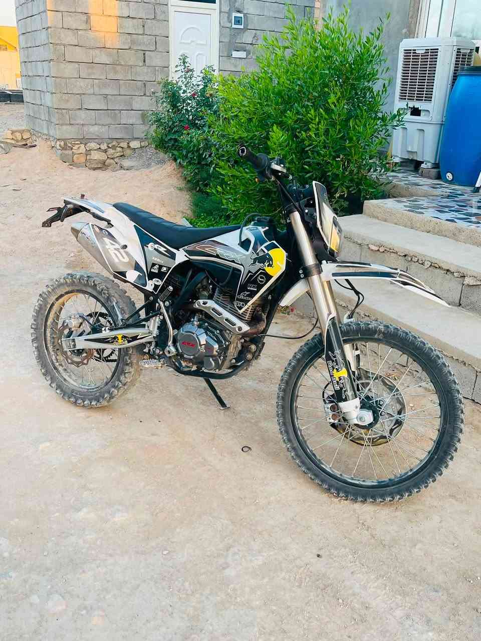 دراجه قفاز CRX 300c مراوس وبيع حسب القناعه مكاني القائم موديل 2024


**إذا كنت صاحب هذا الإعلان وتريد حذفه لأي سبب، رجاءا أرسل رسالة إلى الدعم الفني**