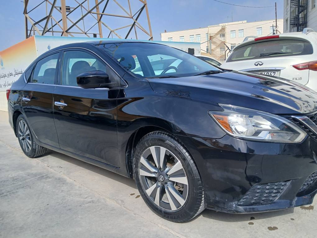 نيسان  سينترا ٢٠١٩ به س دوو دؤسه ي سبوغه بيش و بشت و هه مو قه لبى كه بسه سلايته به سمه يه شاشه گه وره ي بيلاده ويل و تايه بيلاده سنه وى هه ززه ي هه موو شتى نويه به شه رتي گير و مه كينه و ته بريت و هه مو شتيكي به شه رته سعرى ١٢٥ محمله ي تيدايه نزيك ٣ وه ره قه غرامه ي له سه ره باش محمله ى ده گه رينمه وه شوينم هه و ليره مواسه فاتي سبيشلاه ايرباك به س شاني ته قيه هه تا به ردى گه زوزيش به شه رت *********** أربيل, العراق
