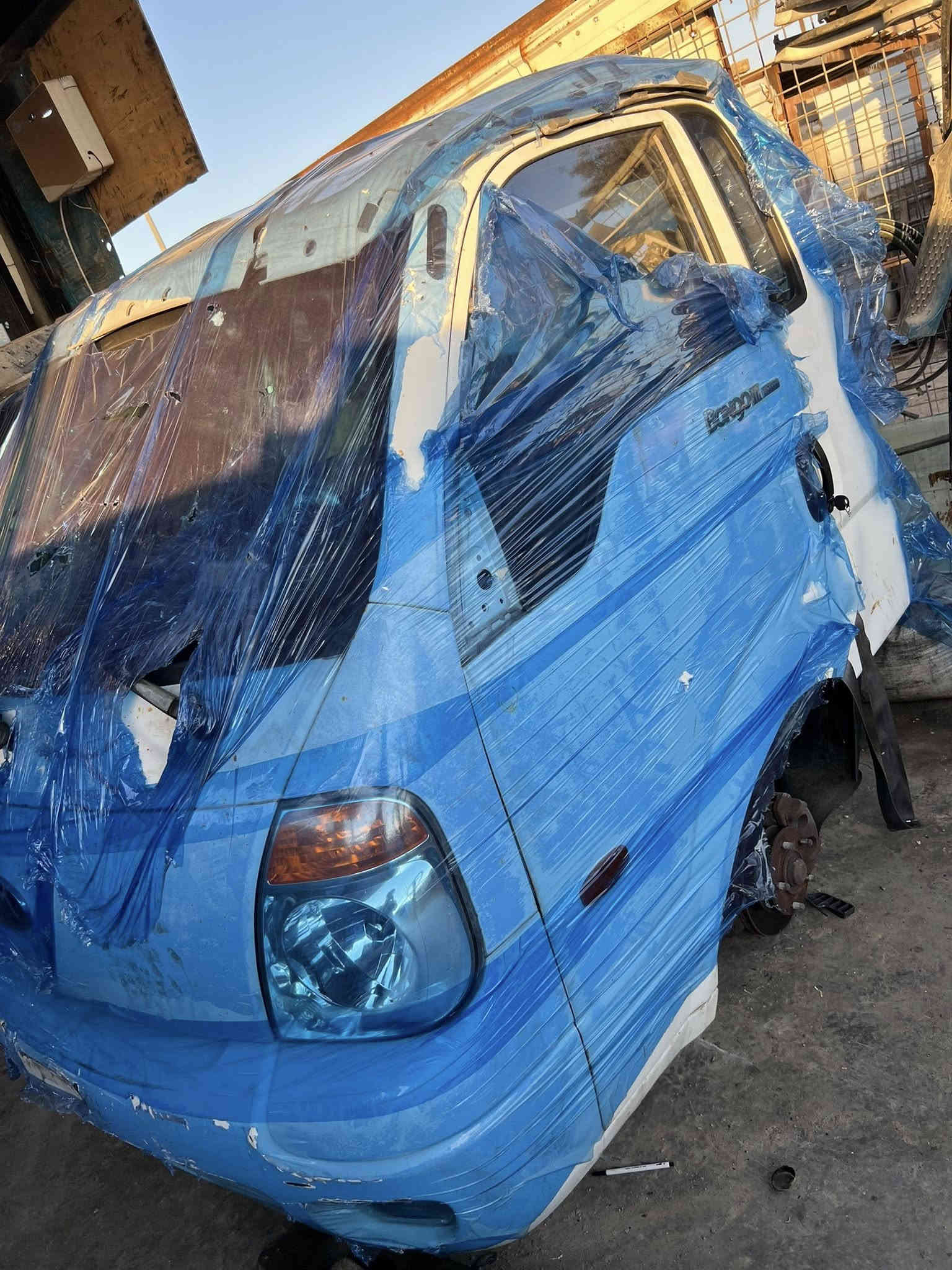 السلام عليكم. تم وصول أغراض كيا بنكو ثري
((🔺🔺للاتصال واتساب فقط))🔺🔺

يوجد قماير بنكو من موديل 2007____2018

يوجد أبواب 

يوجد تاثيرات 

يوجد جميع الأدوات الاحتياطيه للبنكو 

للاتصال واتساب فقط 

***********. /***********
