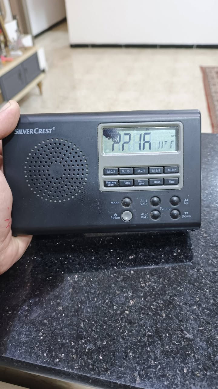 راديو سلفر كرست باله انكليزية ٤ موجات AM/FM/SW/LW ، يشتغل على محوله ٩ فولت و باتري ساعه عدد ٤.
١٥ الف


**إذا كنت صاحب هذا الإعلان وتريد حذفه لأي سبب، رجاءا أرسل رسالة إلى الدعم الفني**