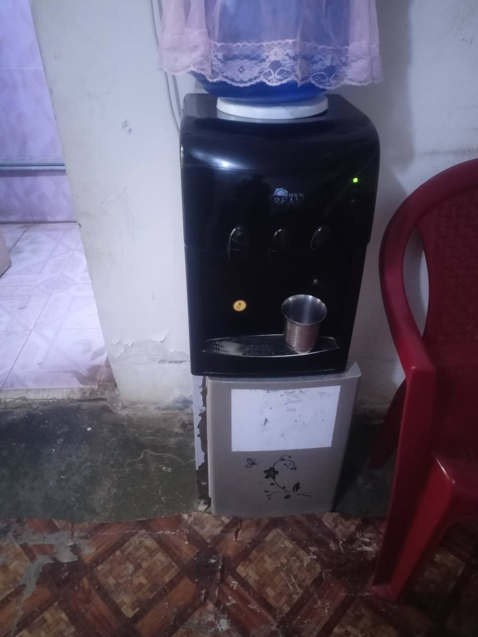 غراض للبيع باسعار مناسبة
الفلوجة 
حي الشهداء 
الرقم***********
