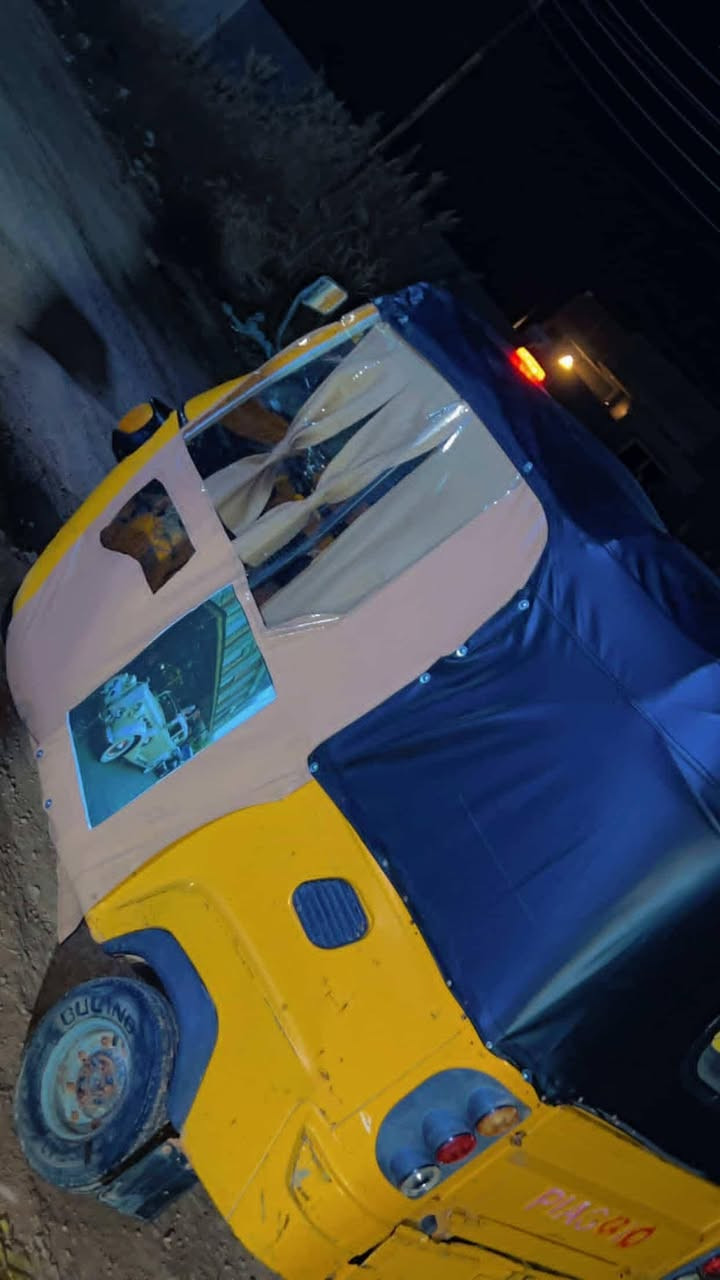 السلام عليكم تكتك. بياجو   18. اوراق اصوليه جاهزه. شغاله ومرتبه وحلوه
مليون و600  وبيها مجال
الاستفسار خاص او 
ع الرقم 
 ‭+964 775 950 0362‬
