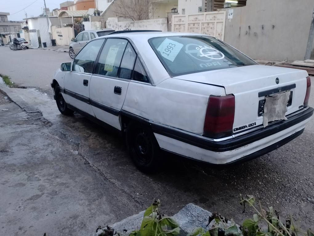 OPEL OMEGA
MODEL 1993
MAKENA 20
GER عادی
ڕەقەم دهۆک ئەوەلیات
گێڕمەکینەئەکسل کارەبای.تەقەوڕەقەگەرمی فلچەئاوی فلچە.
هید.هەموگیانی بەشەرت.
سەنەوی کال بویتەوە..
سەیارەکە بێ خایسە پشتوپێشی بێ دەعمە زۆرجاهیزەوزۆرجوان ماوە
سعری 15$ مجالێکی زۆرکەم 
شوێن هەولێربحرکە
ژ.م.***********
گۆڕینەوەم نیە. أربيل, العراق
