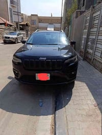 جيب شيروكي 2019 – أسود ملكي • محرك قوي واقتصادي • دبل شغال 100% • تشغي...