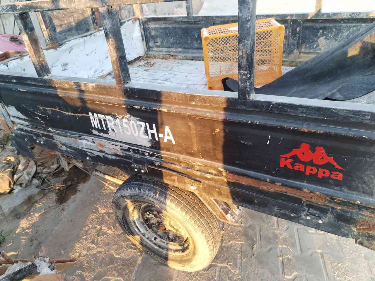 السلام عليكم ستوته كلك شغاله ايع كوم حديد مكينه تبخر وشاصيها بي خياس جوه دوسه الكير مكاني نجف التواصل ***********
