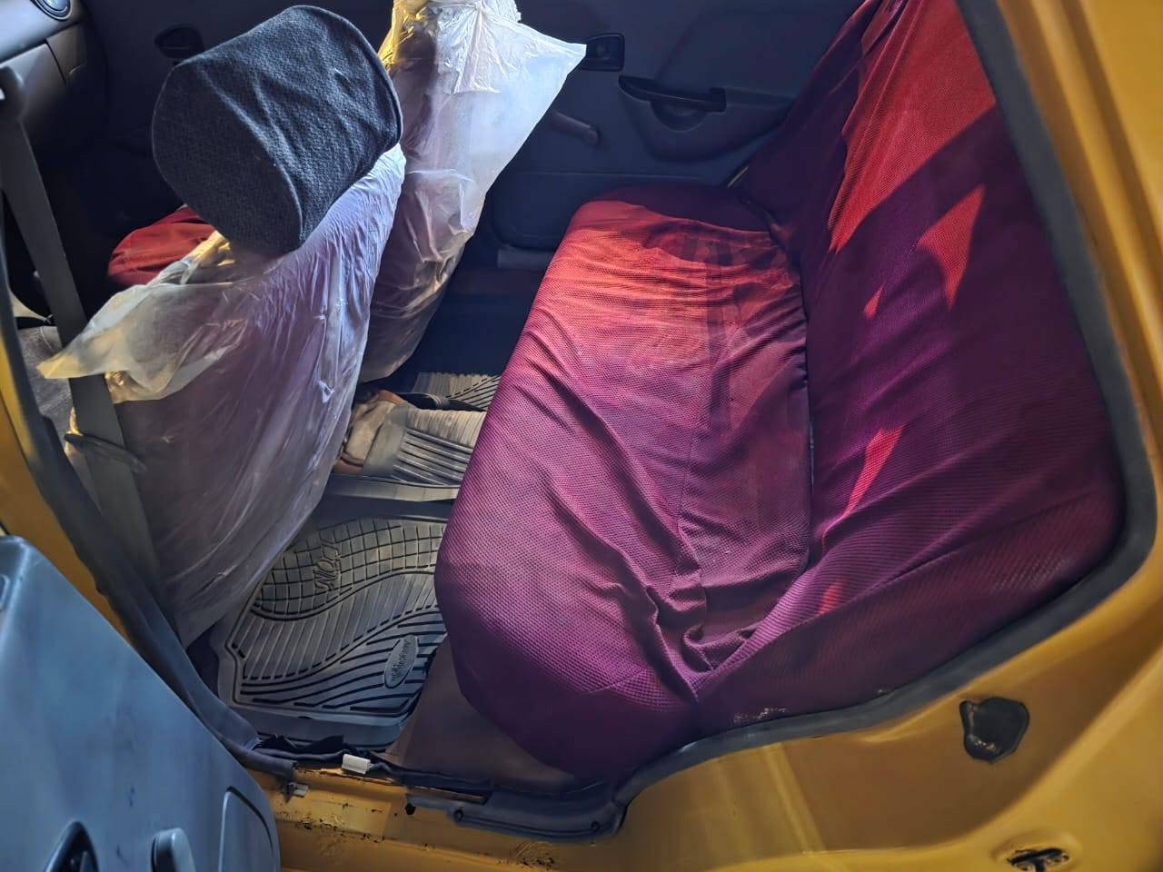 السلام عليكم سيارة سايبا للبيع موديل ١٧سيارة جاهزة بيه نواقص بسيطة مكينه وكير جدد حدادية جديدة تخم تاير جديد باور ومشط وباتري كله جديد برانكيتات معمرة الكشر بيه خياس بسيط كهربائيات كله شغاله 
رقم بصرة راعيه بالبصرة يريد مداور السعر 30$وبيه مجال بسيط وهذا رقمي ***********
