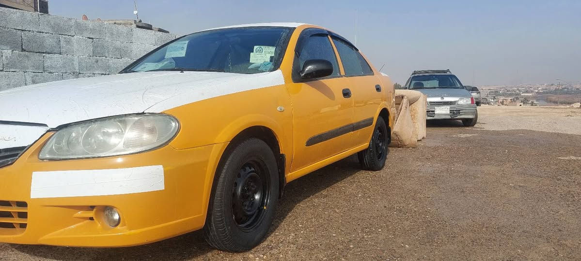 السلام عليكم للبيع نيسان سني 2011 الشركه العامه بيها جاملغ صبغ وبين الباب وجاملغ شبر السعر 85 السياره جاهزه من كلشي الف متصرف عليها تدفئه تبريد تخم تاير صدر كير محرك كله خير من الله مكاني حديثه للاستفسار اتصل وتدلل ***********
