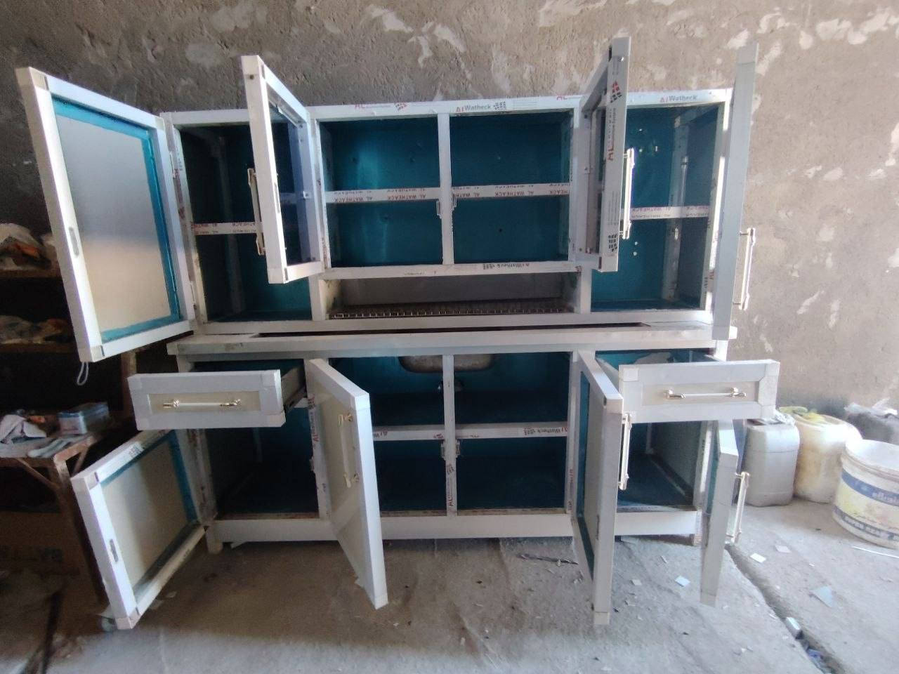 كاونتر قطعتين سنكي مستخدم

السعر 250 

واتساب 
***********
