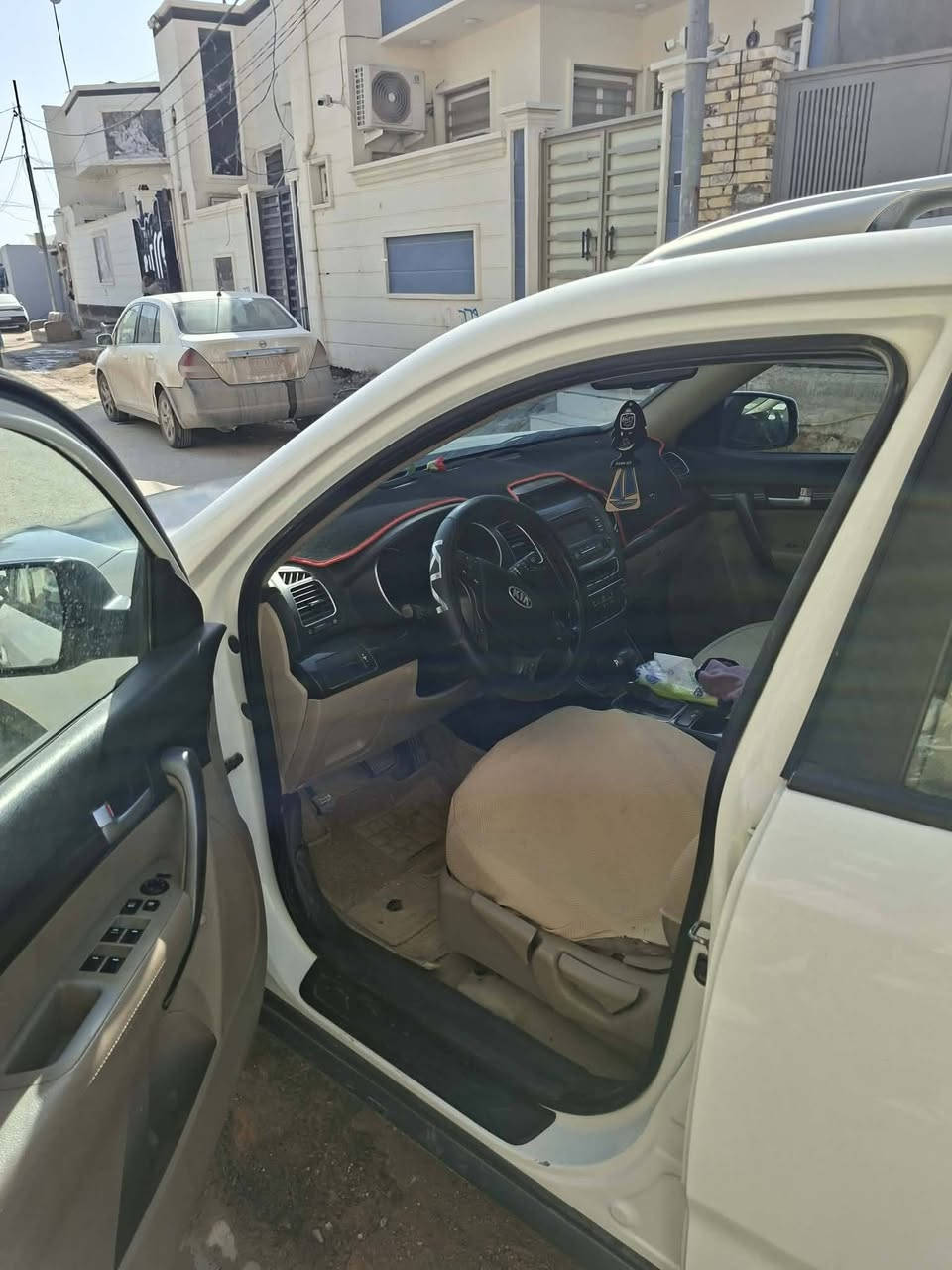 السلام عليكم
للبيع او للمراوس اقل منه صالون ابتيما سوناتا  سبورتج توسان متجايه تيربو

 سورنتو2015

 خليجي فول من عدى البنو راما  

سته سلندر 

سبعه راكب

 بصمه أبواب

 بصمة تشغيل 

 بصمة جنطه 

مري شفط

اناره  ترحيب 

بردات 

جاهزه  عله اخر حبايه 

مكان ديوانيه 

باقي التفاصيل 

*********** 

او دز طلب صداقه حتى اكدر اراسلك 

ملاحضه (السعر جداً مناسب)
