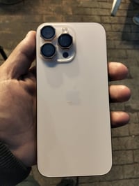 🖐🏻 مبايل ايفون 16بروه ماكس جهاز ماستر ✅ ذاكره 256 ✅ بطاريه 100 دورات ا...