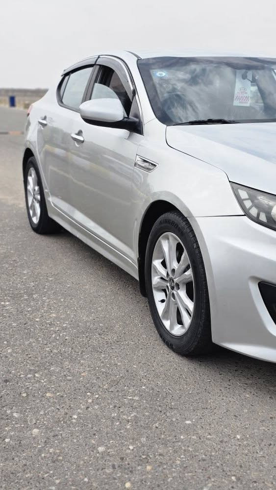 ***********
السلام عليكم ورحمة الله.
كيا كيفايف موديل 2012 رقم بصرة سنويه جديده لغاية 2026 وارد كوري الكوري معروف يجي بي صبغ يعني مامكفول من الصبغ . بشرط مو صبغ عام. المحرك2000 Lpi. يجي خطين غاز وبانزين بالعراق يلغون الغاز يبقى فقط بانزين كافله من الضربه والكص والعيب الشرعي والرسميات تبريد وحداده وكهربائيات كلهه كفاله وشغاله. السعر 110 بيهه مجال للشراي 
 مكانه بصرة حي المهندسين وهذا رقمي *********** البصرة, العراق
