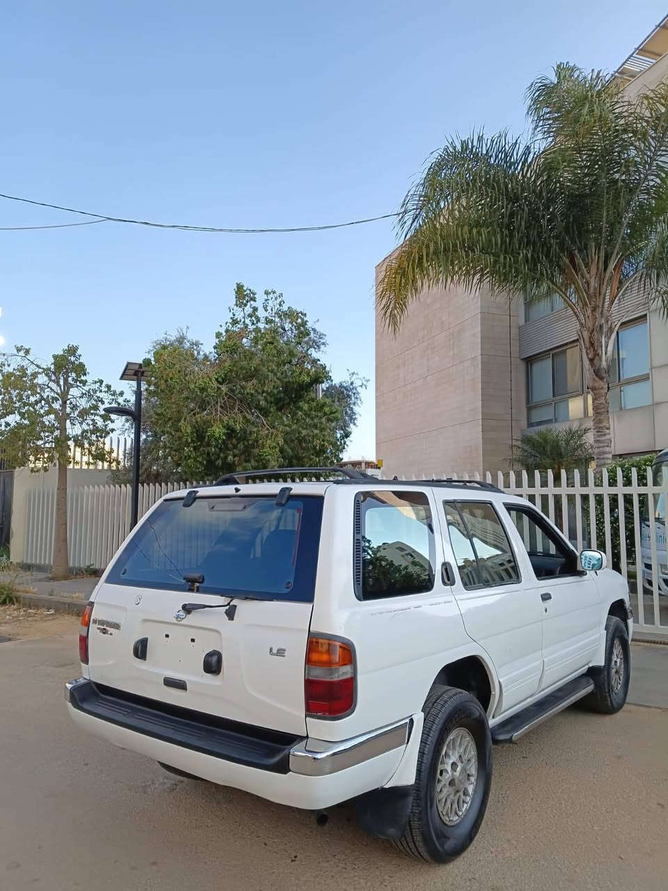 #Nissan_Pathfinder_Model_97
Moter vites mikanik cherkee 
Super nadafee / Full option 
dwalib jded / 4WD / farch jdid 
ماشي 142 ألف / Farch Kahraba 
Bi2a original / March pied / Fat7a 
Ranj Kelo m5atem / تختيم لشركة 
Mfawal mn Kelche / Super Clean Car 
موجود بي طرابلس أبو سمراء 
تليفون 76168406
سعره 3300 دولار 
ما في حوادث / بعدو بوية شركة 
انقاذ بعمل صك بيع بإسم لشاري 
الله يهني صاحب النصيب طرابلس, لبنان


**إذا كنت صاحب هذا الإعلان وتريد حذفه لأي سبب، رجاءا أرسل رسالة إلى الدعم الفني**