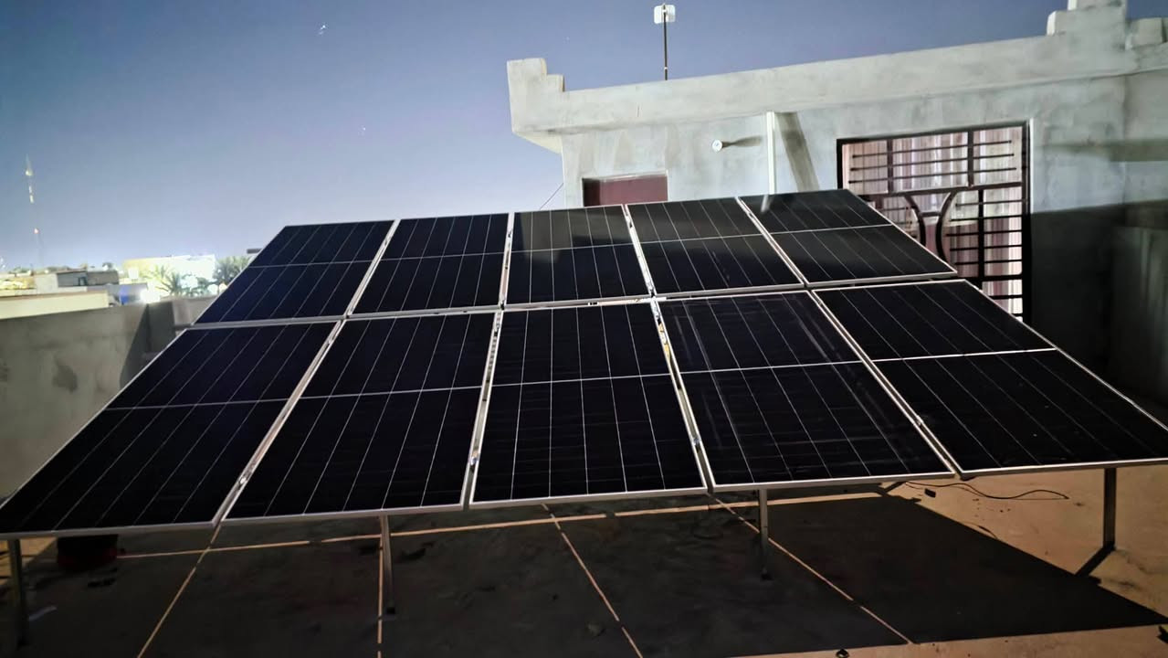 تم تنصيب منظومة طاقة شمسية حجم 15 امبير ليلي و 20 نهاري
لاحد المواطنين في محافظة ديالى بعقوبة
تاريخ التنصيب 9/3/2026
للحجز والاستفسار راسل الصفحة او الاتصال بالرقم التالي 
*********** مبيعات
*********** مبيعات
