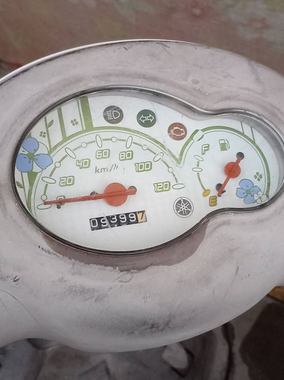 سلام عليكم دراجه فله موديل ١٤جكجمكه حديث دراجه صاله سبوع من اخذناه من رمبه دراجه حلوه حتاجيت فلوس قفل مال بيع 1000وبيه مجال قليل بس اشاره مكسوره مكان كوت رقم الهاتف ***********
