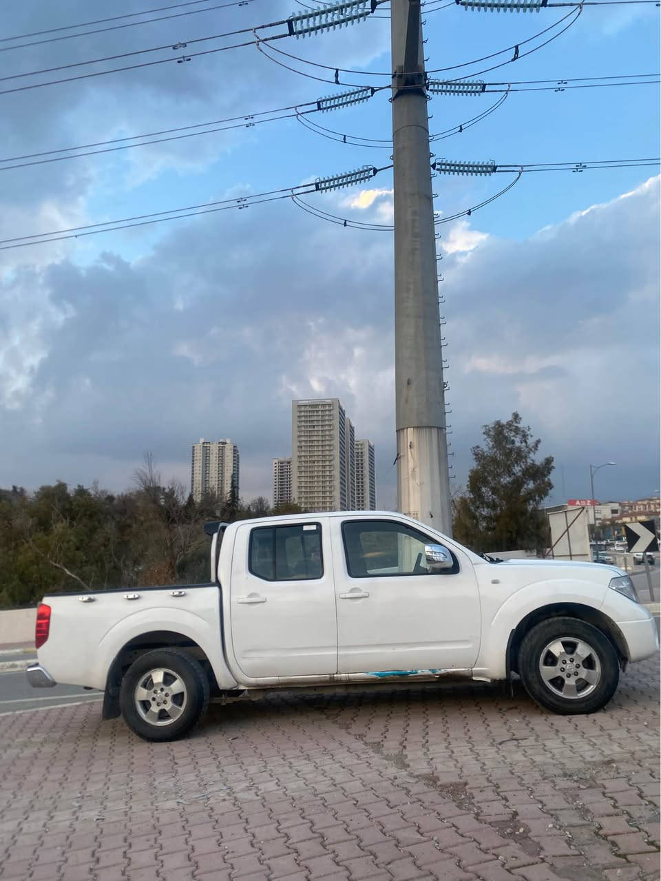 ناڤارا ٢٠٠٩👤
رقم هەولێر ✅
سەنەوی بە ناوی خۆمەوەیە  تازەیە تا ٢٠٣٠👤
مە کینە  بیلاد  بە فەحسی هەمە شتێک ✅
گئر ئەگسل بە شەرت ✅
شاشە ئایپاد✅
رقم تەلەفون 
*********** السليمانية, العراق
