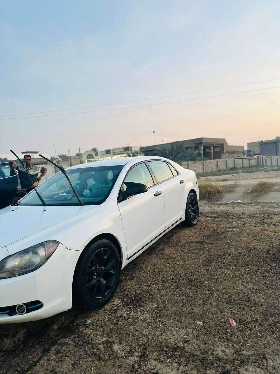 2011 ضربتهه جاملق خلفي بسمي كيرمكينه تبريد مكفولات السعر 75 وبيهه مجال حك الجيه *********** العنوان ابوغريب قرب المستشفى
