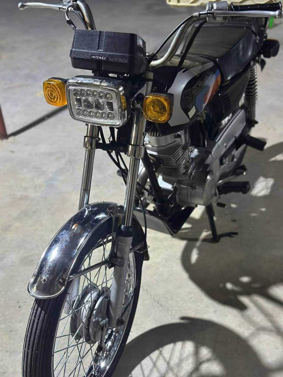 دراجه نامه ادوات للبيع نضيفه حلوه ادراجه كله شغاله اسعر 550 وبيه مجال قليل مكاني الكرنه. ‏‪***********‬‏
