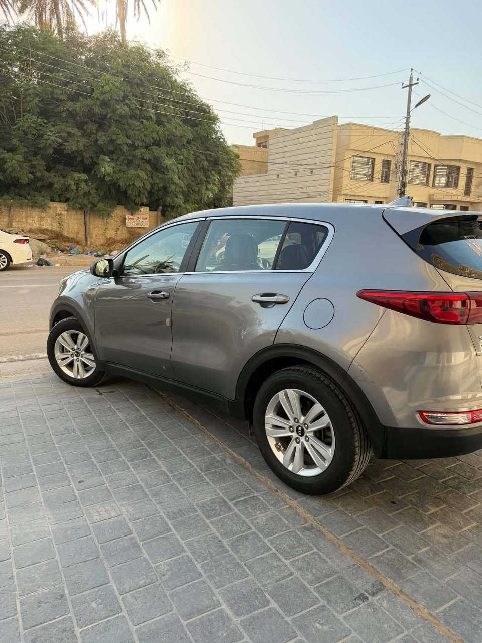 السلام عليكم اللبيع كيا سبورتج 2018 ورارد امريكي حادثه كما موضح بل صوره  مكان بغداد المنصور ***********
