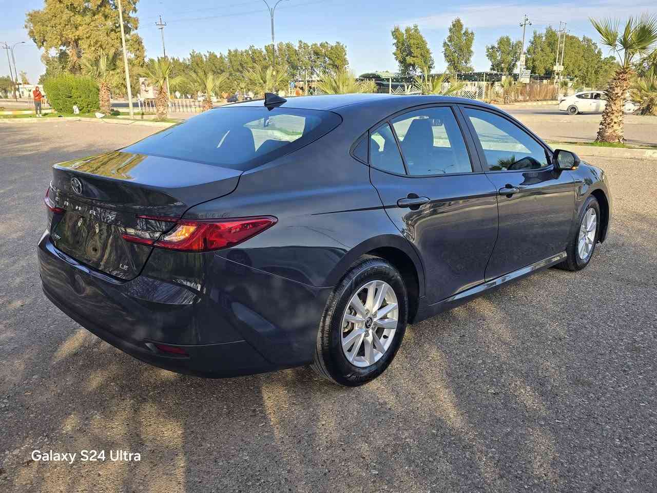 كامري موديل 2025 LE 
ماشي ١٩ الف 
فقط بونيد صبغ 
يترقم اربيل 
مكانها كركوك موجودة بمعرض ديار بكر 
سعر ١٩٥ 
***********
