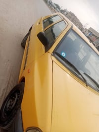 عندي سيارة سايبه 2015 سعر 13 بس راعيها ما ندله  07763901692