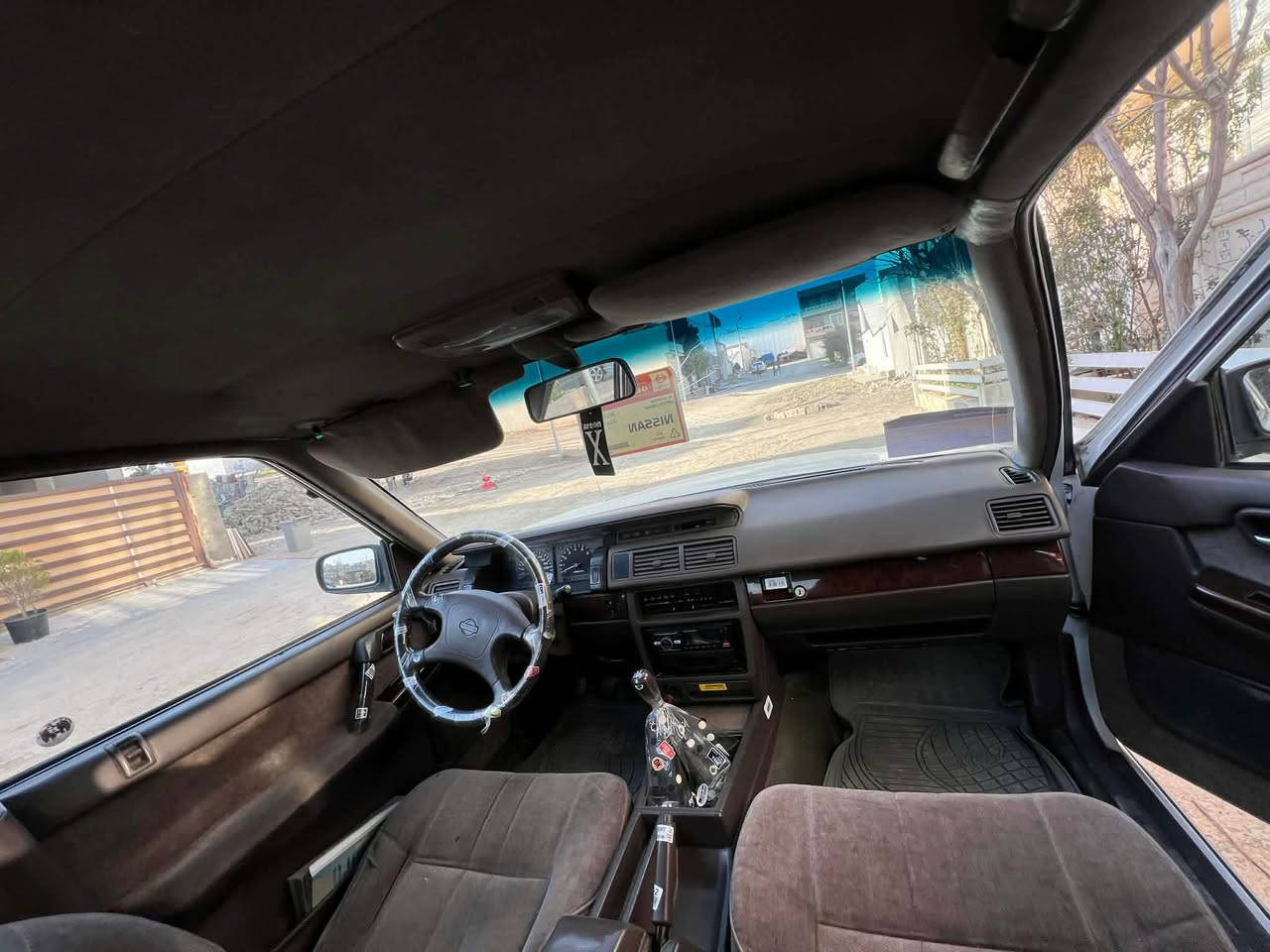 سدریک ٢٠٠١
سەنەوی هەتا ٢٠٣٠تازەیە
خەرامەو بەناو کردن بەشەرت
گیرو مەکینە تەقەو رەقە هەموو گیانی بەشەرت
جەمەلەقی سەکن لیدراویکی هەیە قورس نیە
سەیارەکە کامل مەسرەف کراوە 
رۆنو بانسو تایەو هەمو گیانی لۆکە
٢٥٦هەزار رۆشتوە 
گۆرینەوە ئەکەم لەسەر دلگرتن 
٥٦گەلاو مەجال 
سلیمانی
*********** السليمانية, العراق
