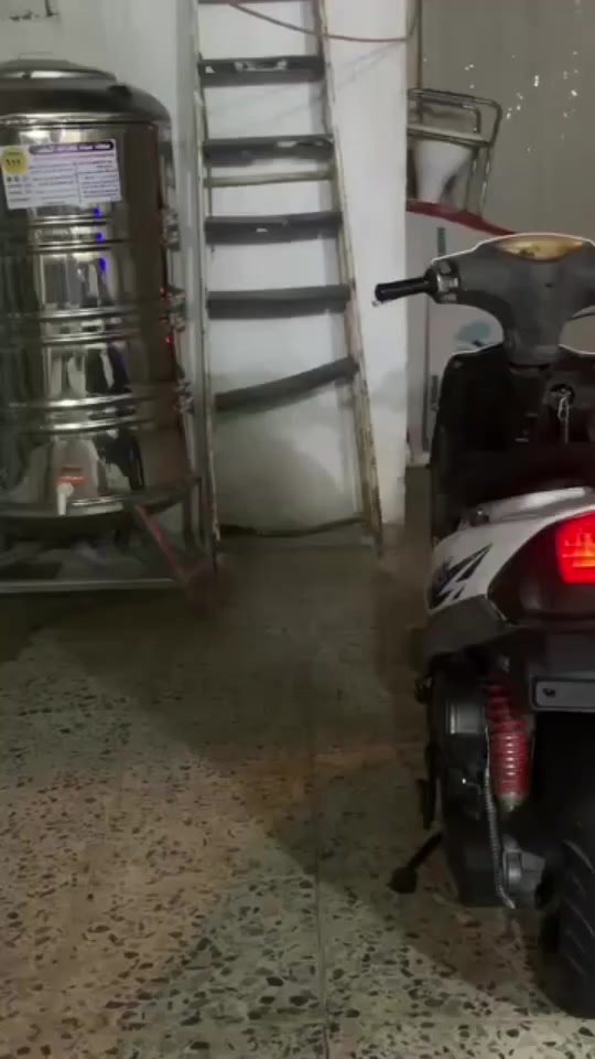 سلام عليكم ماكس عدله البيع دراجه مكفولة من كلشي سلف هندره كامله مكاني كربلا شارع الحر خاص ✌


**إذا كنت صاحب هذا الإعلان وتريد حذفه لأي سبب، رجاءا أرسل رسالة إلى الدعم الفني**