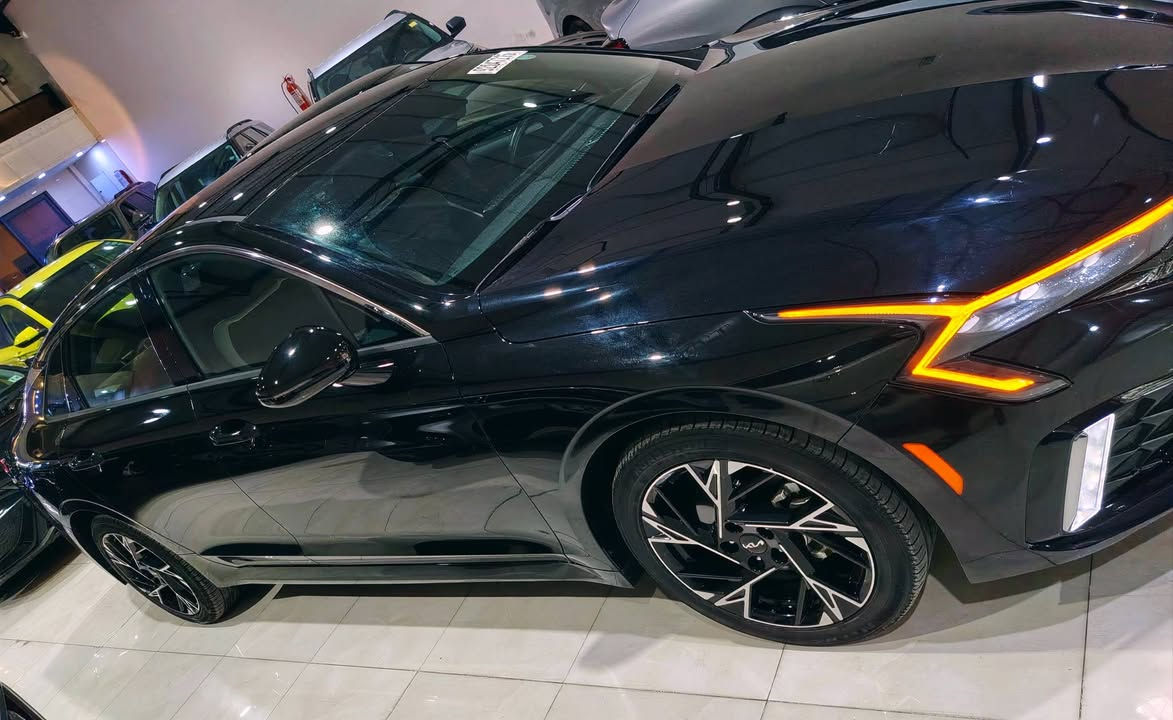 السلام عليكم
2025 KIA K5, Gt-Line
للبيع وارد أمريكي حادث بسيط چاملغ امامي گدر شبر بدون تبديل ولاقطعة
كلها بلاد بدون ايرباك مكينة 2500
السياره فول عدا الفتحة ماشية 18000
السياره موجوده في اربيل 
https://share.google/b1sDbWlWeOgxLQvgX
للاستفسار التواصل 
*********** 
***********
