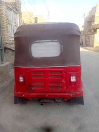 تكتك للبيع موديل 18للستفسارتصل 07723314555