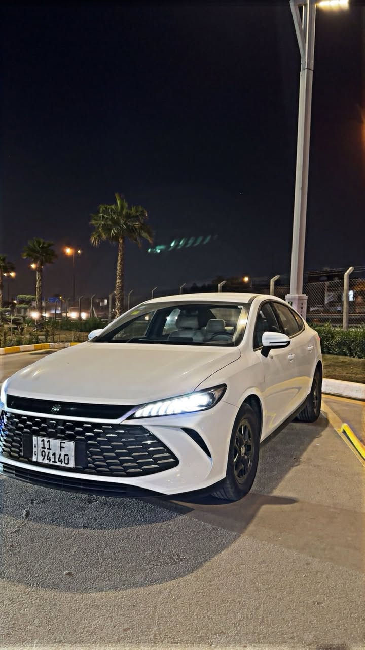 السلام عليكم من رخصه الادمن 
byd/جن بلاص /2025
ماشيه 4000
معروفه موصفات الجن بلاص والكل يعرفه ما يحتاج اثكر  شي 
السياره بعده بوضع الوكال 
السعر ١٢٩ ورقه 
مكان سياره بغداد 
الاستفسار 

‭٠٧٨٧ ٥٨٦ ٠٩٠٣‬
