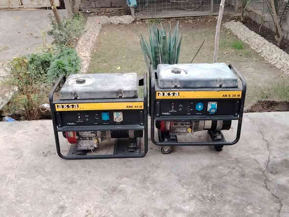 مولدات أقصى عدد 2نضيفات متروكات نوع إيطالي
السعر 280الف وتساب ***********
