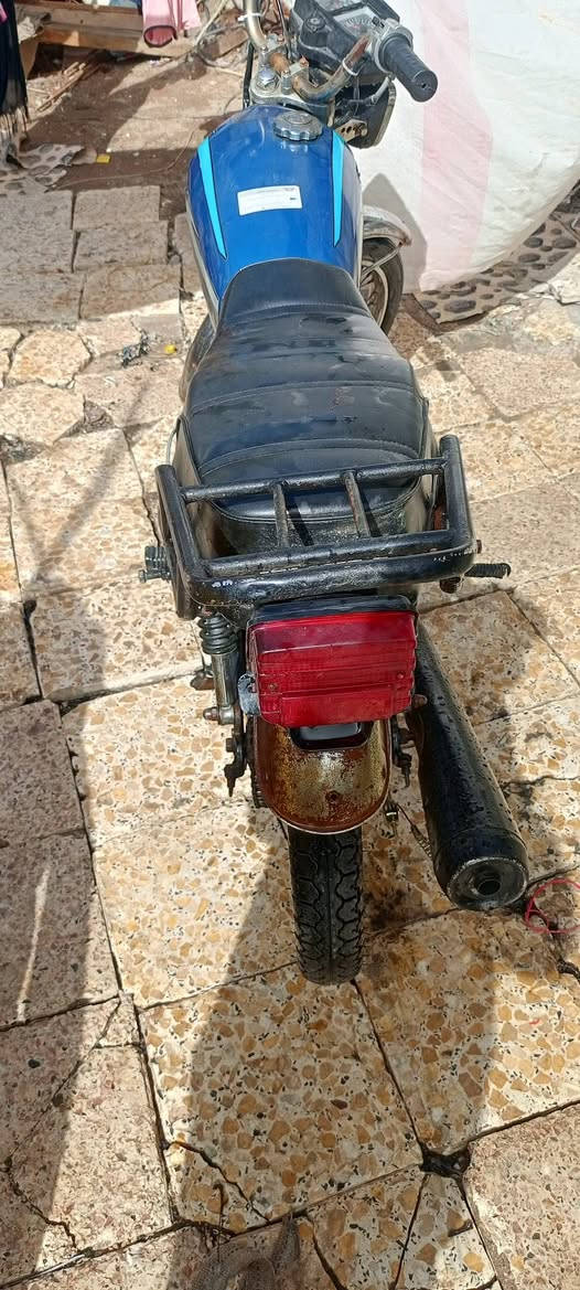 سلام عليكم
دراجه لبيع دوات مكفوله من بوگه سعر 350وبيه مجال قليل 
مكان بصره ابي خصيب شراي يجي خاص ويدلل


**إذا كنت صاحب هذا الإعلان وتريد حذفه لأي سبب، رجاءا أرسل رسالة إلى الدعم الفني**