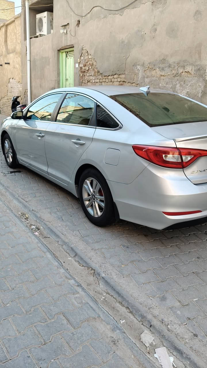 السلام عليكم سوناته 2016 وارد امريكي مرواس فقط بسوناته 18 19 محرك 2400 حادث باب سائق وباقي التفاصيل موجود السونار بالمنشور سياره جاهزه محرك كير حداديه تخم تاير بسمي رقم بابل  اتصال ***********
