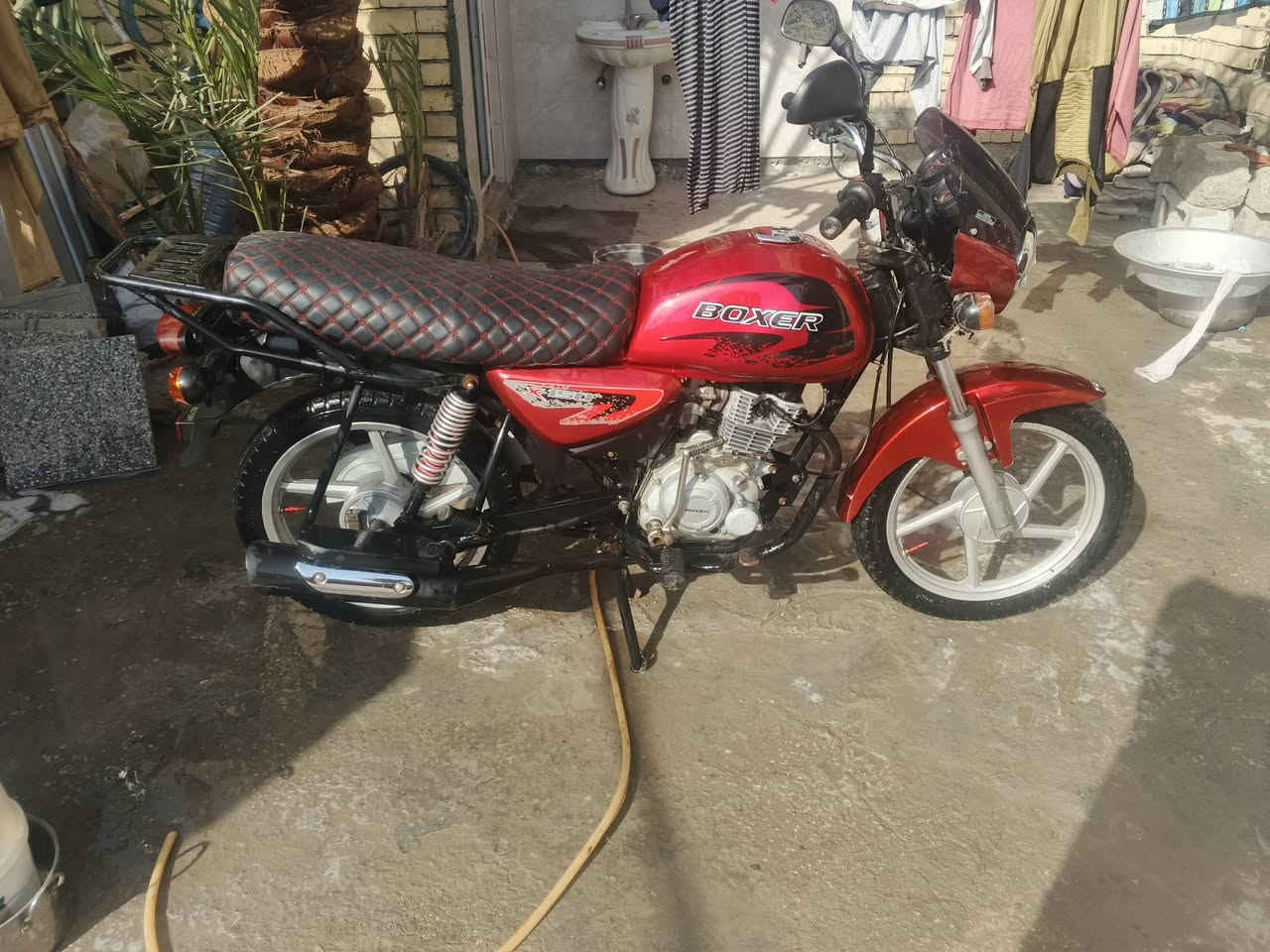 السلام عليكم للبيع دراجه جاهزه اخت الجديده كبل للشغل اوراق بيه كهربائيات كل شغاله السعر750بيه مجال مكان بغداد ***********
