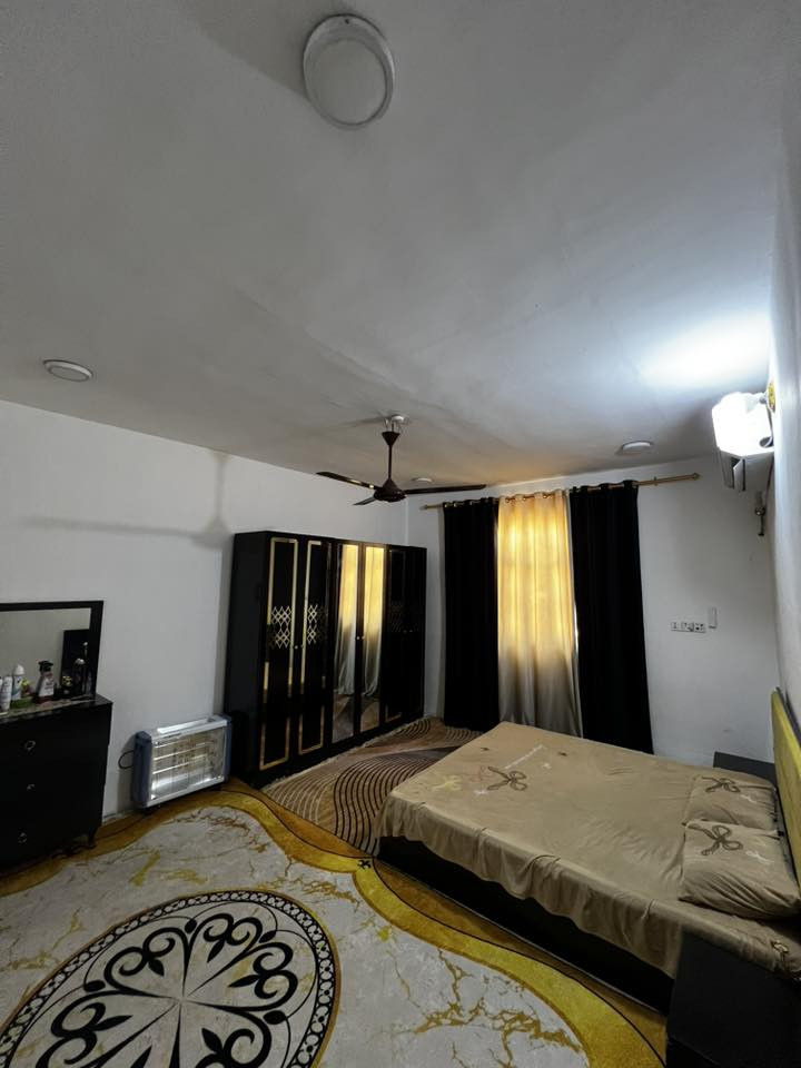 🏠 عرض مميز! 🏠

دار للبيع في الحلة - أبي غرق - حي المرتضى

*مواصفات الدار:*
- مساحة الدار: 150 متر
- طابو صرف
- البيت يحتوي على طابق ونص
- غرفتين
- السعر: خاص

*الموقع:*
حلة - أبي غرق - حي المرتضى

*للاستفسار:*
☎️ ***********
