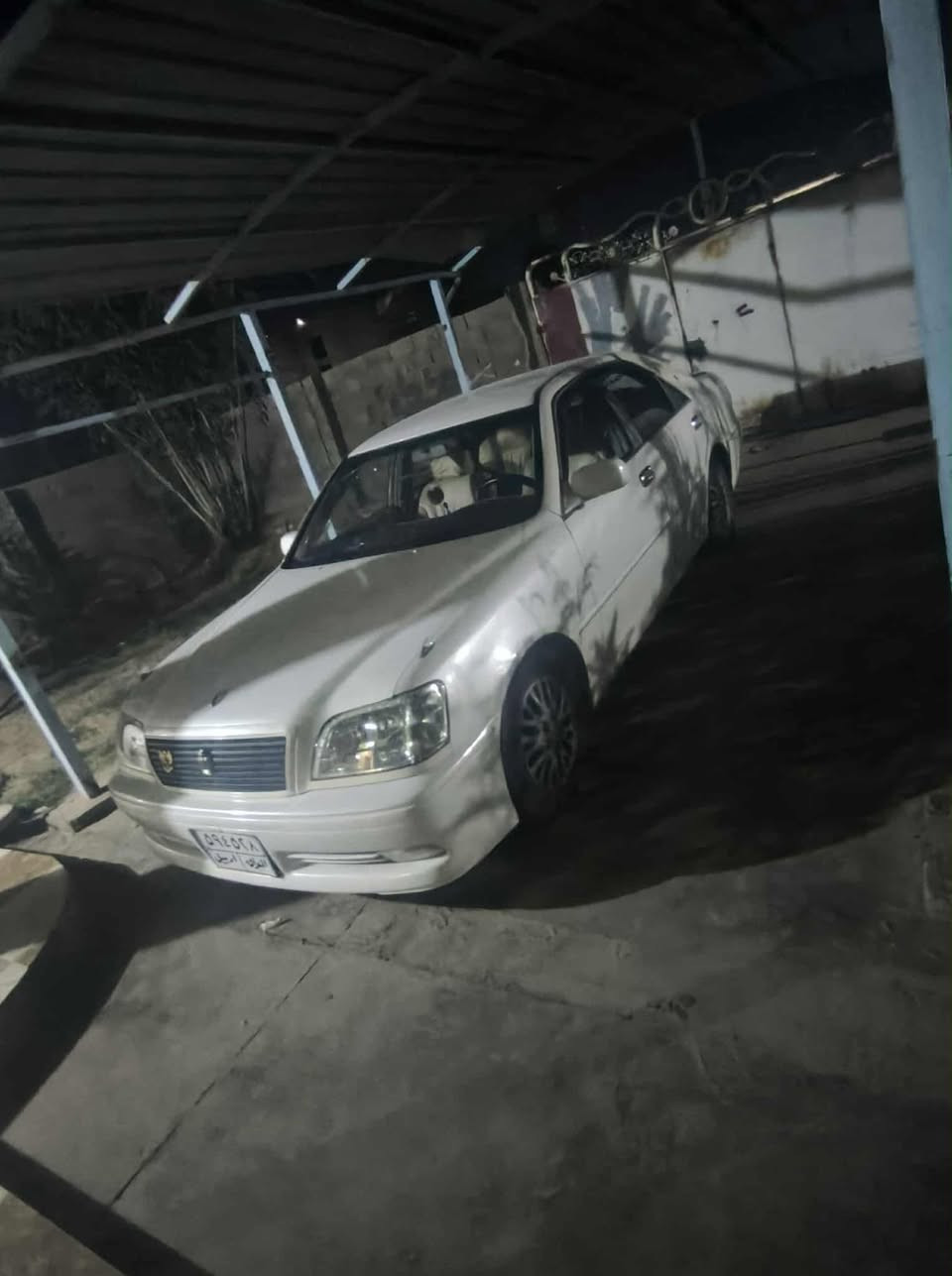 بيع او مراوس 
ملكه ٢٠٠٢ دكمتين عادي محرك ديفور لكبير ادوات كصه جنطه سعرها ٤٢ وبيها مجال مكانها الانبار هيت ناحية الفرات زويه البونمر 
***********
