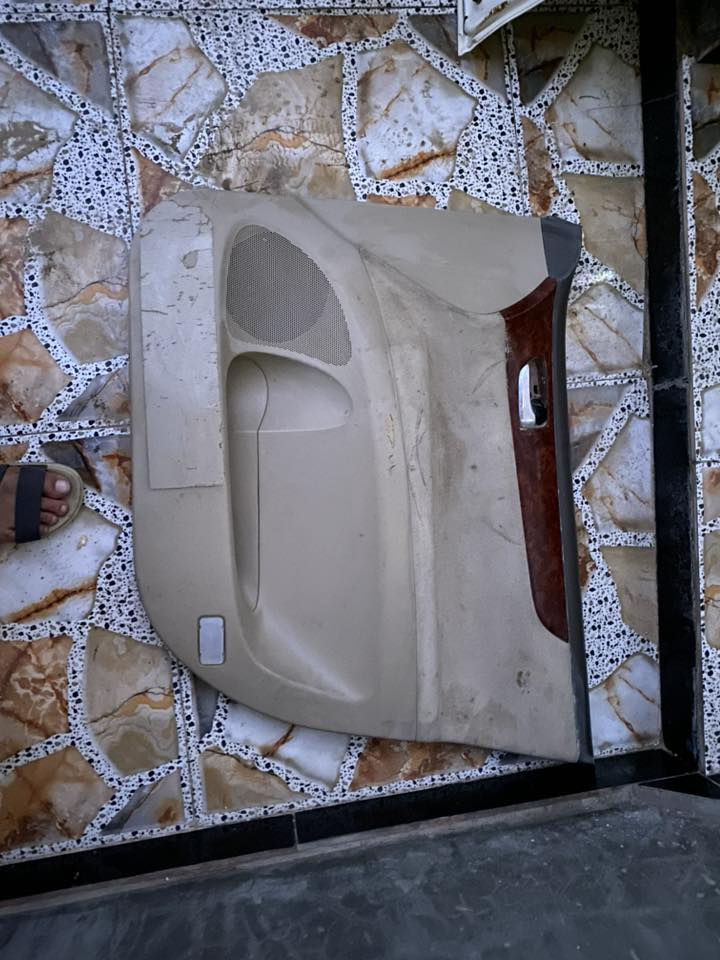 ابواب سيارة ابصم العدد 2 ( باب السدر + الباب الخلفي اليمين )
اللون ابيض

النظافه مثل ما واضح بالصوره

السعر 100

للتواصل ***********
