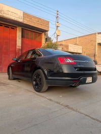 Ford taurus 2011 sel دوپارچه‌و یه‌ك په‌ڵه‌ بۆیاخ بێناو بێ ئێرباگ  گێڕو...