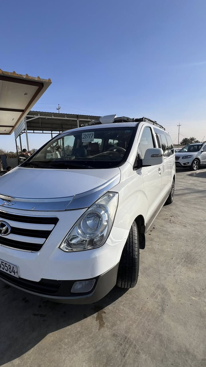 السلام عليكم
ستاركس 2016 شكل الجديد مكفوله كفاله عامه من الضربه والصبغ ومحرك كير رقم بغداد جديد وهزه جديد تحويل مباشر تخم تاير جديد 
العنوان صلاح الدين قضاء بلد 
***********
