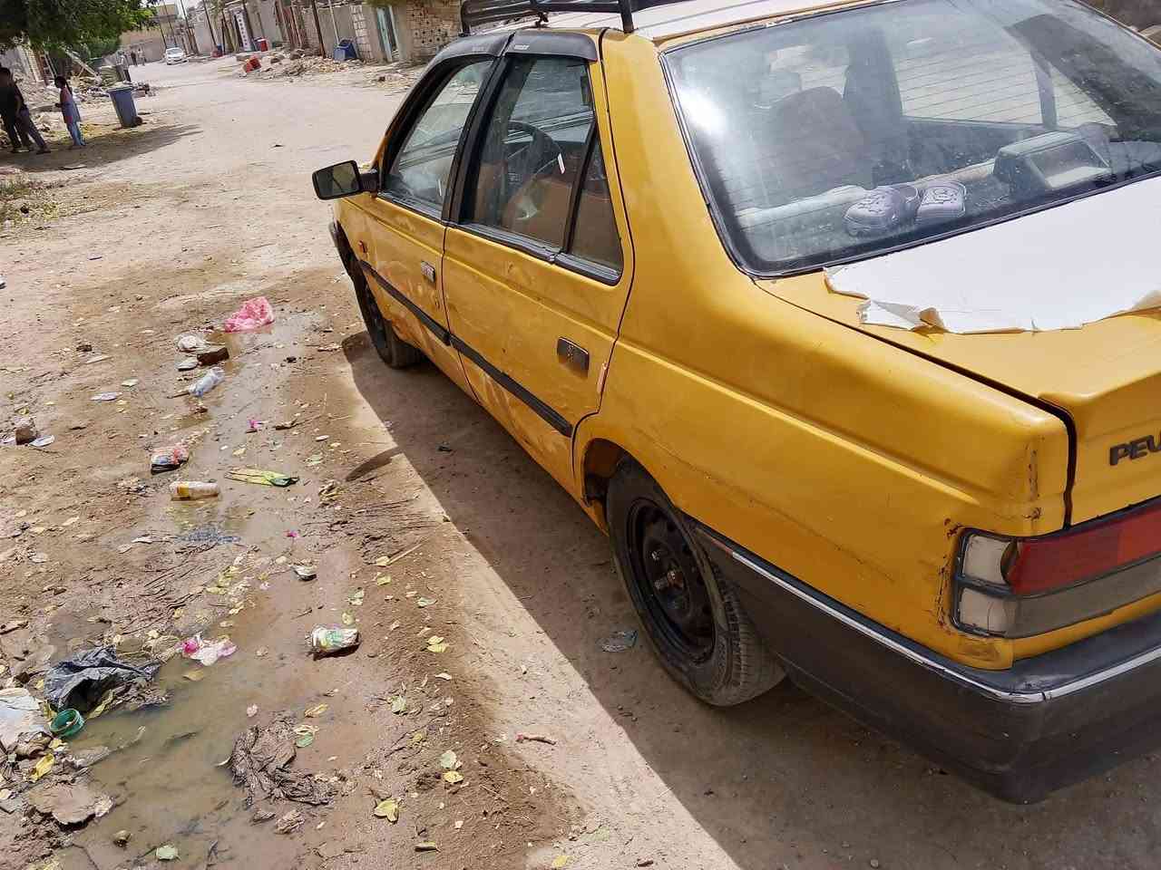 سلام عليكم سياره بيجو روه للبيع او المراوس كير ومكينه شرط حداديه زينه راعيه موجود انطي رقمه رقم سياره نجف تايرات نضيفات سياره جاهزه ماعوزه شي دواخله نضيفه سياره مكانه ديوانيه السعر 15 وبيه مجال رقم ***********
