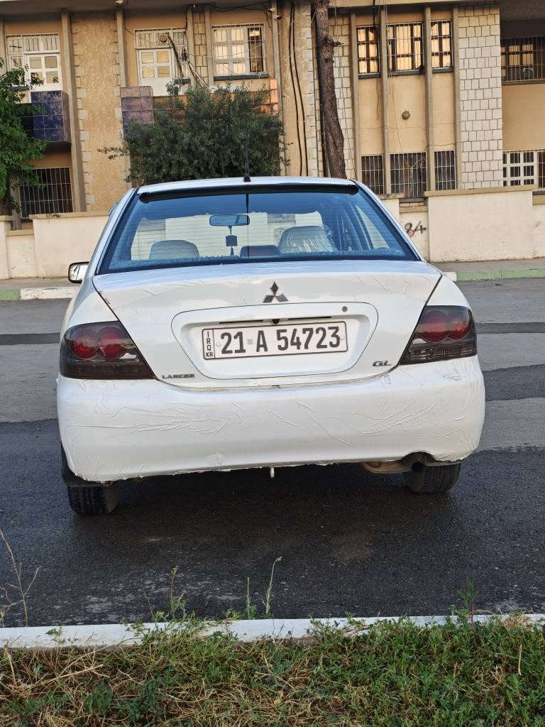 لانسەر2007
یەک پارچی لای سەکن 
تەقەو ڕەقە بە شرت
گێڕتۆماتیک بەشرت 
مەکینە ۱۳ کمێک بوخاری هەیە
سەنەوی بەناوی خۆمەوەیە تا 2030 نوێیە
تەبرید ساردو گەرم 
چوار جام کارەبای
شاشە ئایپاد
چوار تای لۆک 
75 مەحامەلە
*********** رانية, السليمانية
