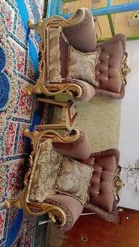 تخم رئاسي ملكي • أصلي • ٣قنفات ٤كراسي