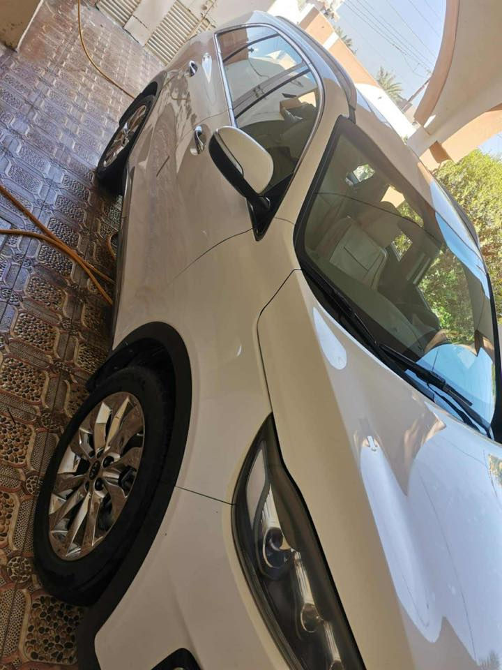 @ #

كيا سورنتو موديل 19
فول مواصفات بيه شخط بالباب وبارد كد اصبعين بالجامغ الامامي موضح بالصوره 

_حجم محرك 6سلندر 

_تحكم ستيرن 

_كروز سرعه

(تحكم سرعه )

_يدات نيكل بلادي 

_لدات امامي خلفي 

_مري جانبيه شفط كهربائي 

_كشنات مخمل

_بصمه تشغيل +بصمه ابواب 

_ أشاره ترحيب باليدات عند الاقتراب 

_كشنات كهرباء عدد 2 
_حساسات امامي وخلفي 

_لايت ثلاث عدسات بلادي 

_انظمه قيادة عدد 4

 _سبعه راكب 

_صندوق كهربائي 

_بردات خلفيه بلادي 

 _جام اتو +حاكيه بلوتوث 

 _ويل ستيل حجم 19

_شحن وايرلس 

_ سياره ماشيه 176

مكان السياره الديوانيه 

‭0780 150 1357‬

‭0771 197 7416‬
